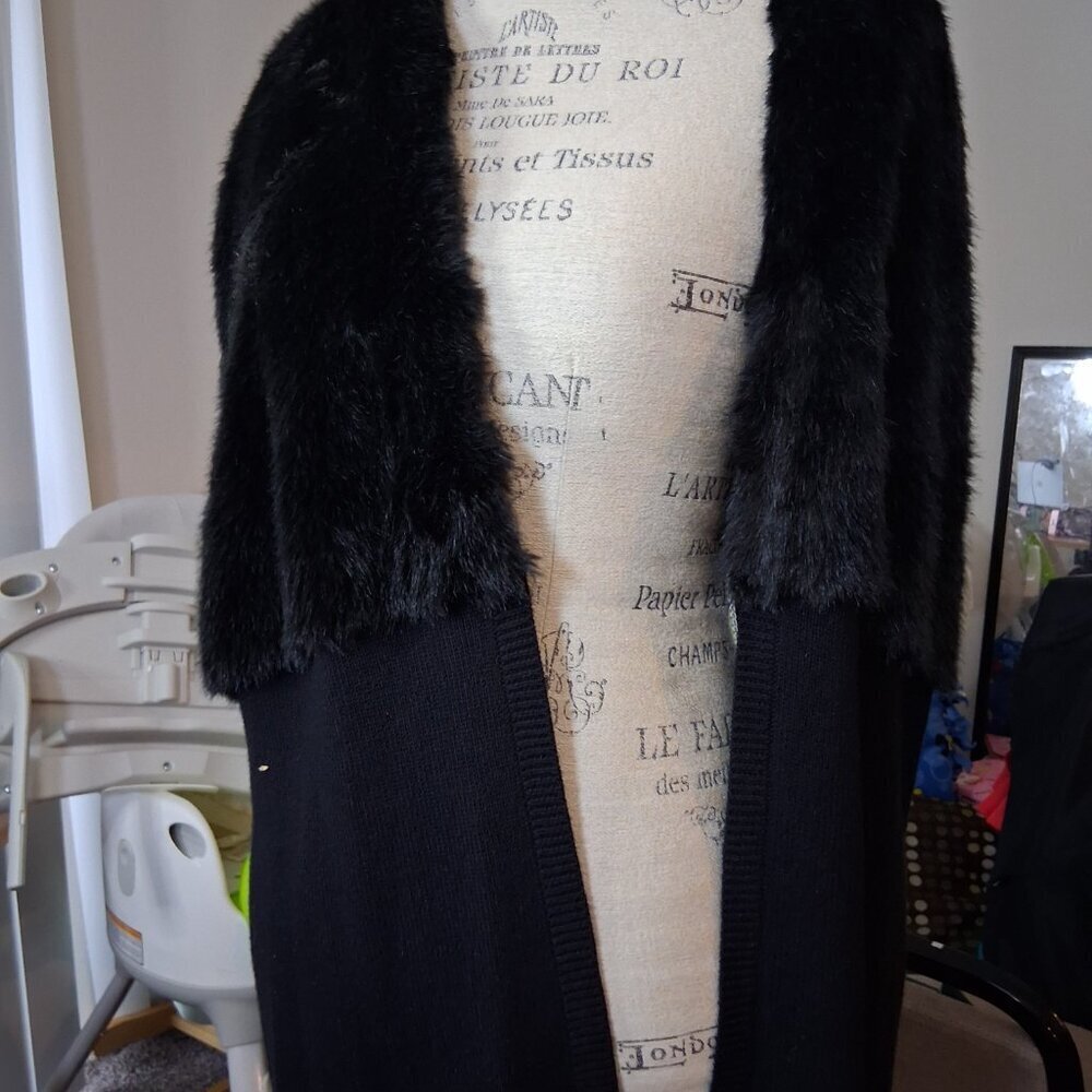 Chico's Size 2 Black Faux Fur Collar And Chest Knit Vest - Picture 2 of 9